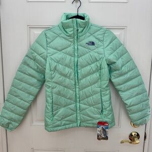 NEW with tags The North Face Puffer in Surf Green